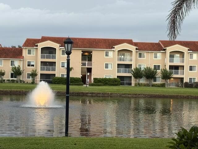 1590 S 42nd Circle S # 308, Vero Beach, FL 32967 photo 2