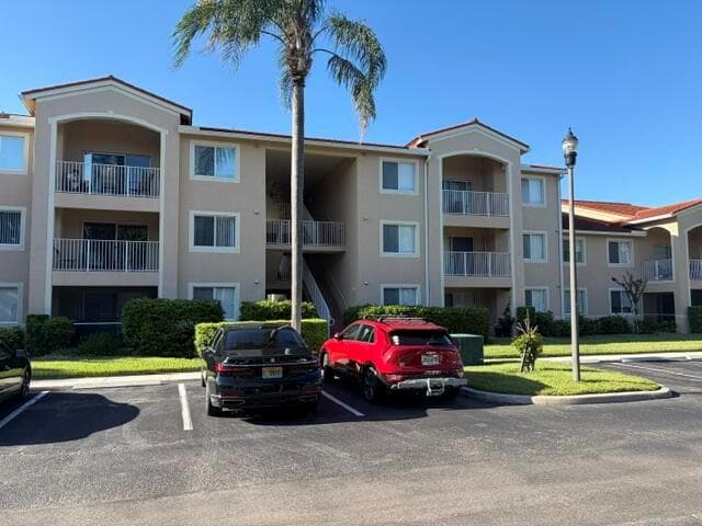 1590 S 42nd Circle S # 308, Vero Beach, FL 32967 photo 4