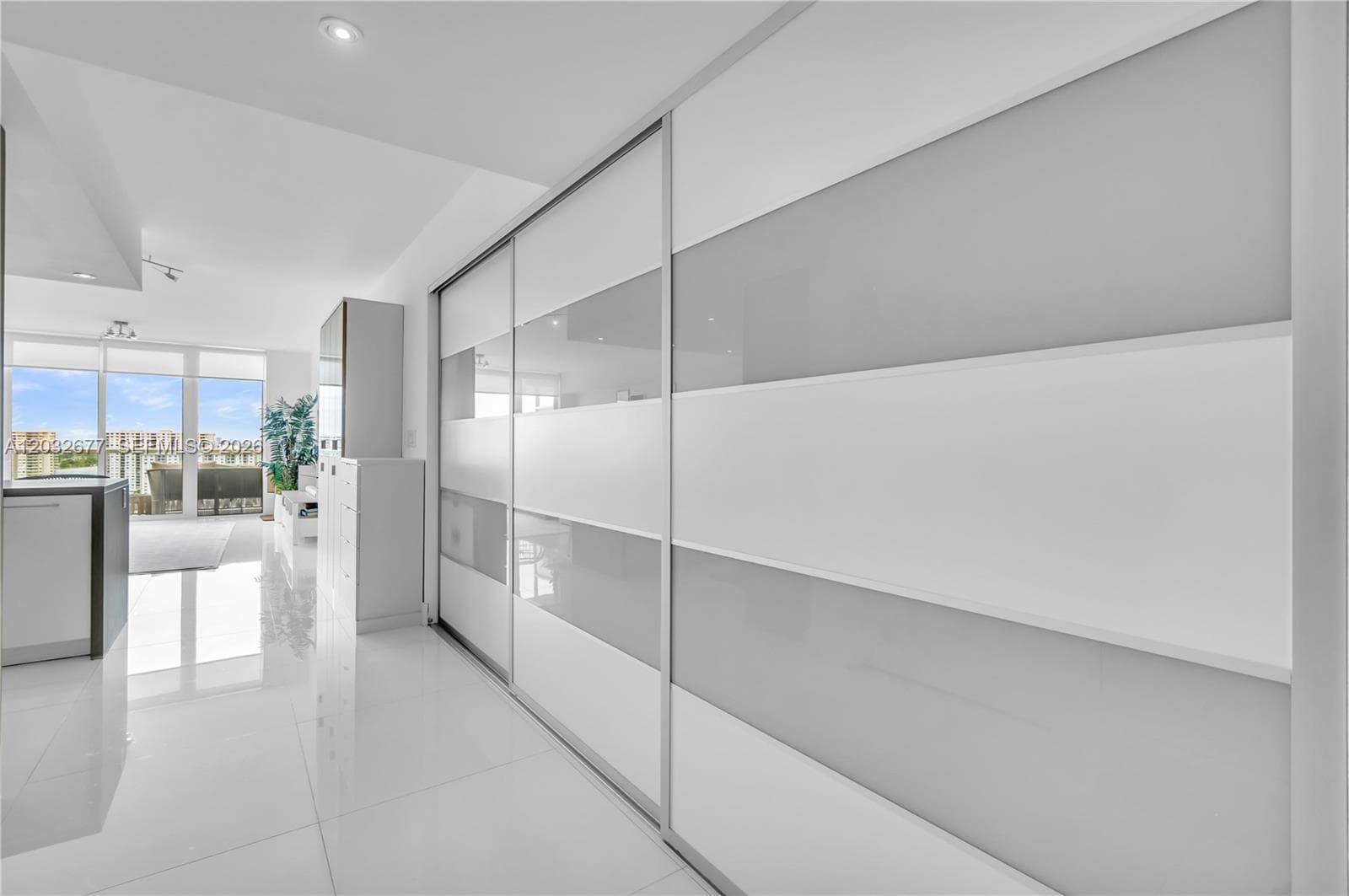 400 Sunny Isles Blvd # 1917   |TWO STORIES, Sunny Isles Beach, FL 33160 photo 2