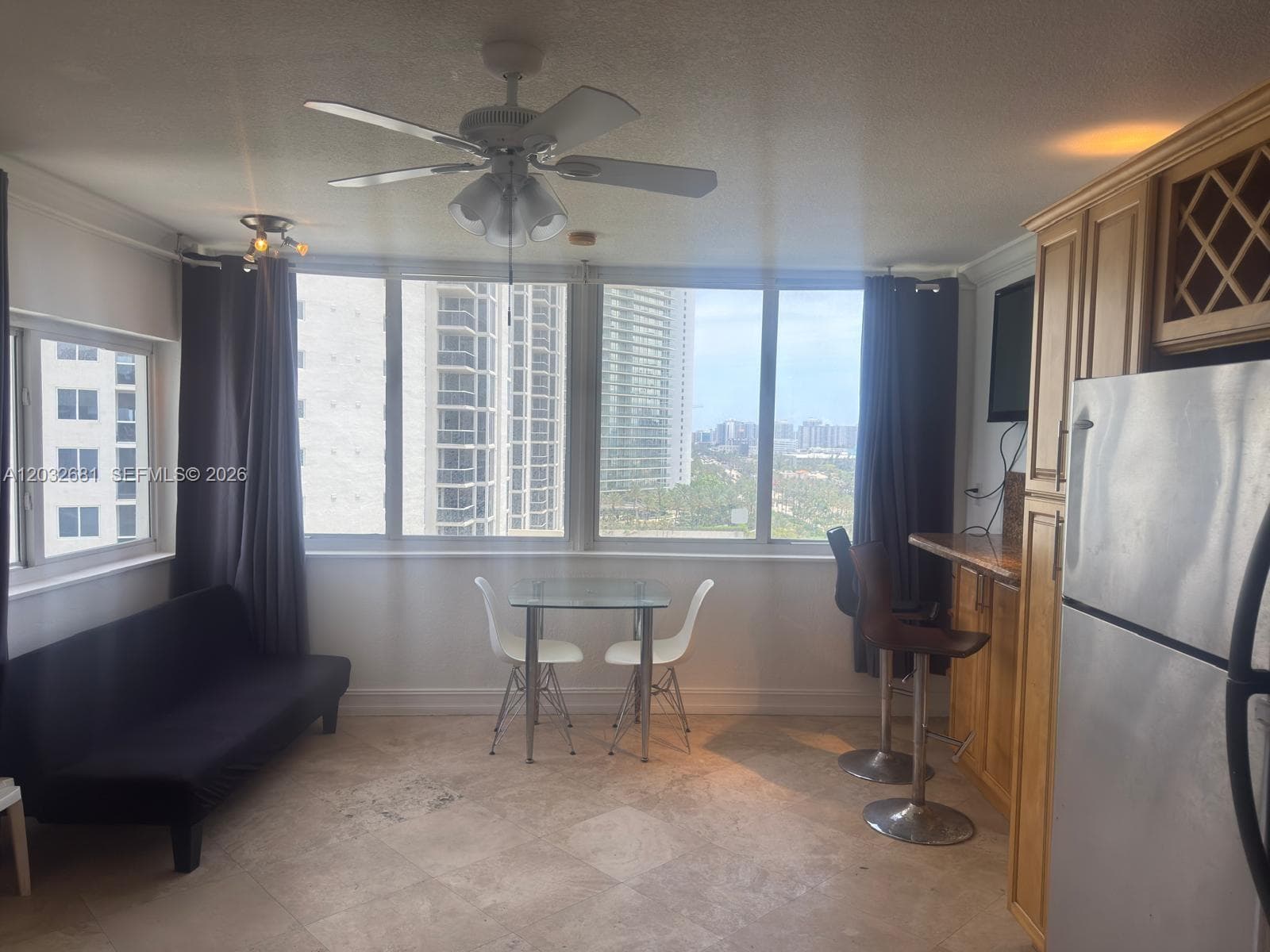 19201 Collins Ave # 1044, Sunny Isles Beach, FL 33160 photo 4