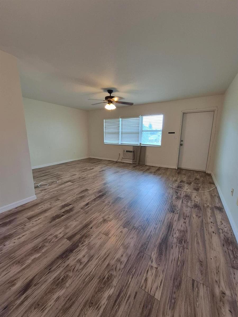 27 Easthampton B, West Palm Beach, FL 33417 photo 2