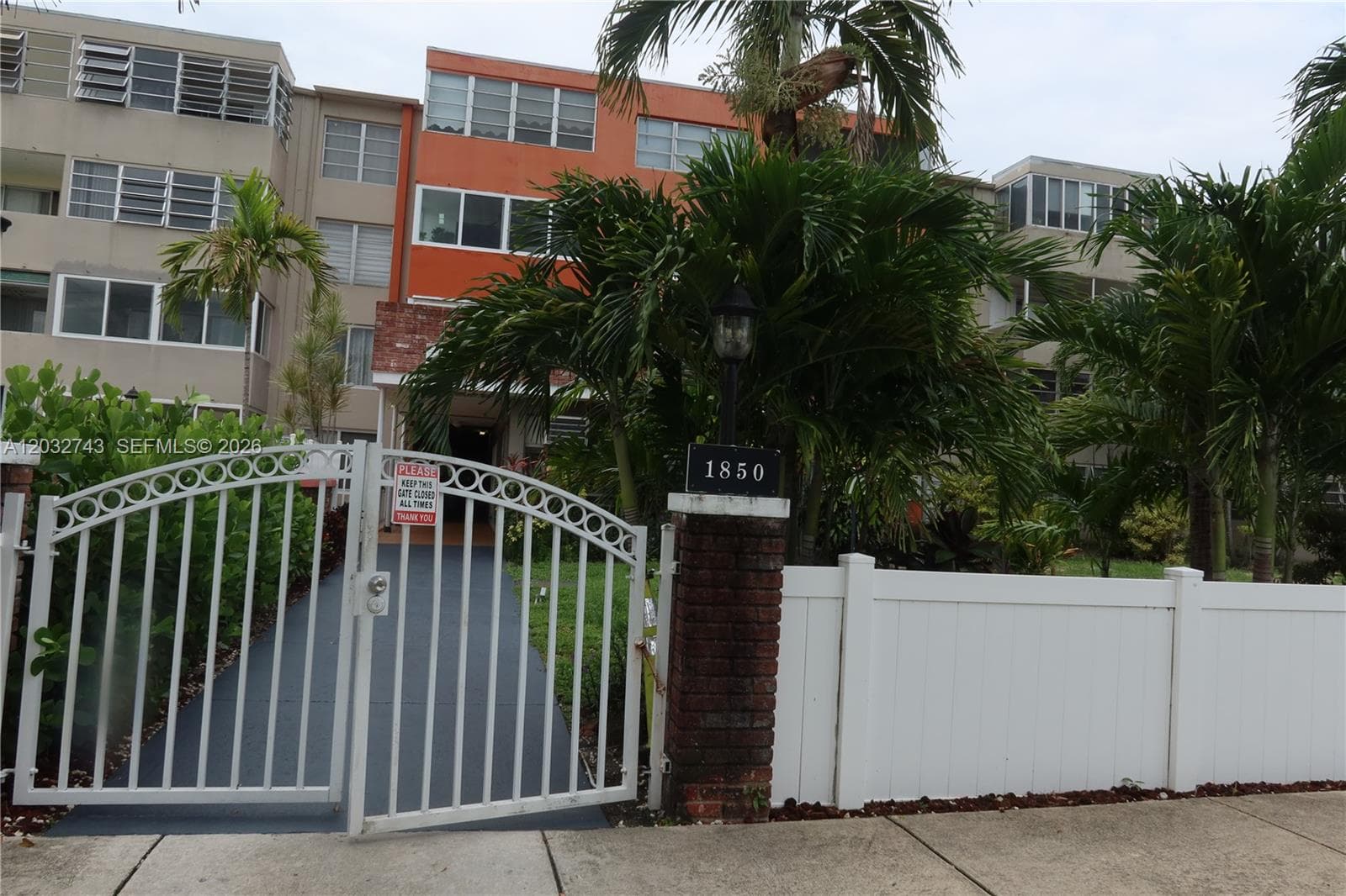 1850 NE 169th St # 312, North Miami Beach, FL 33162 photo 2