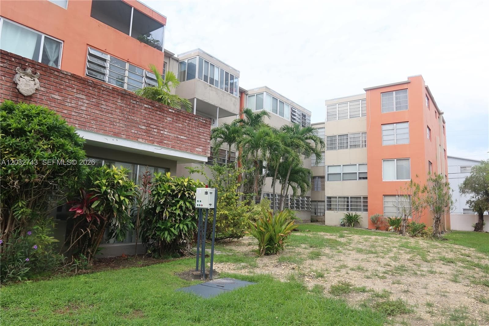 1850 NE 169th St # 312, North Miami Beach, FL 33162 photo 4