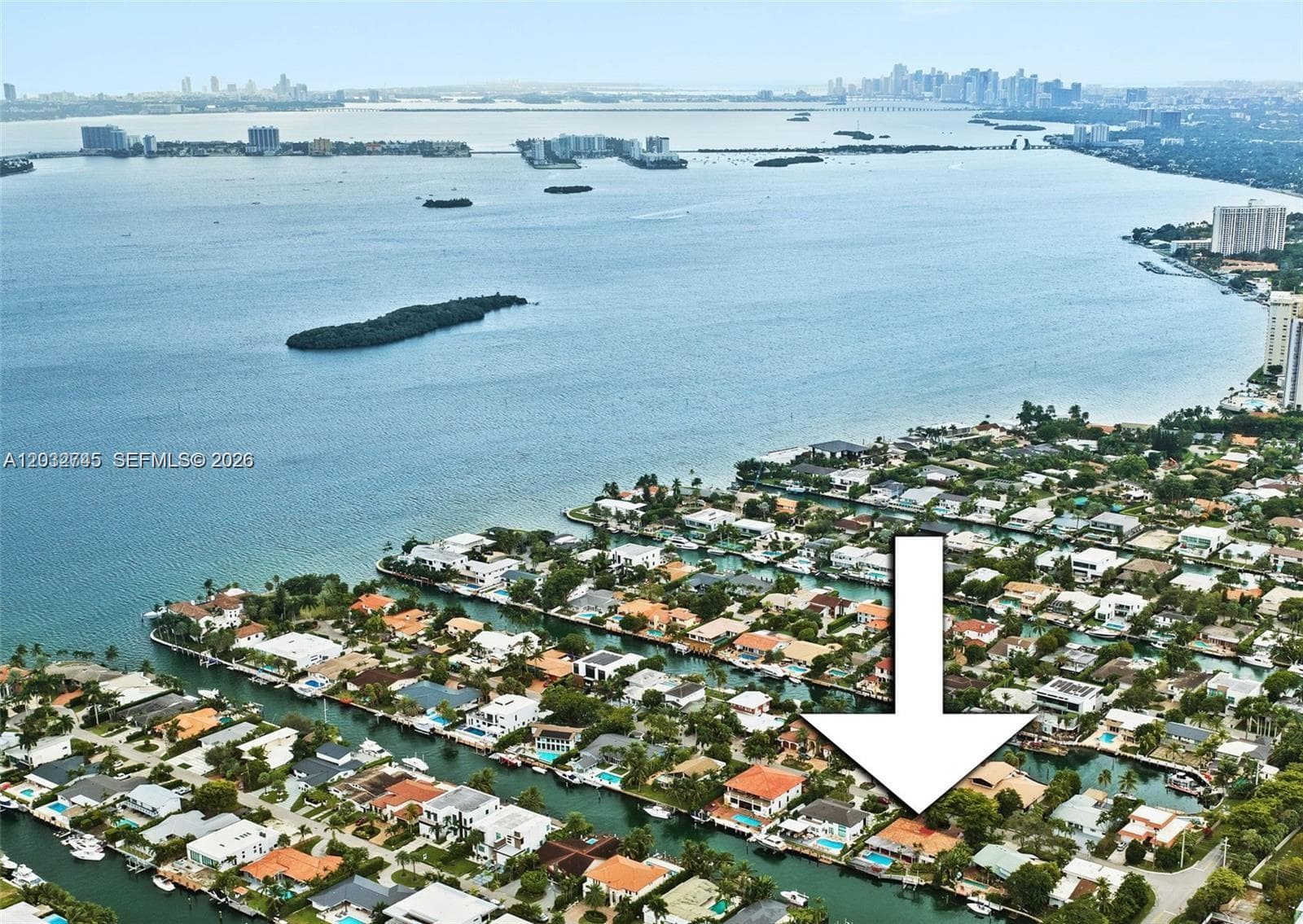 2015 NE 120th Rd, North Miami, FL 33181 photo 3