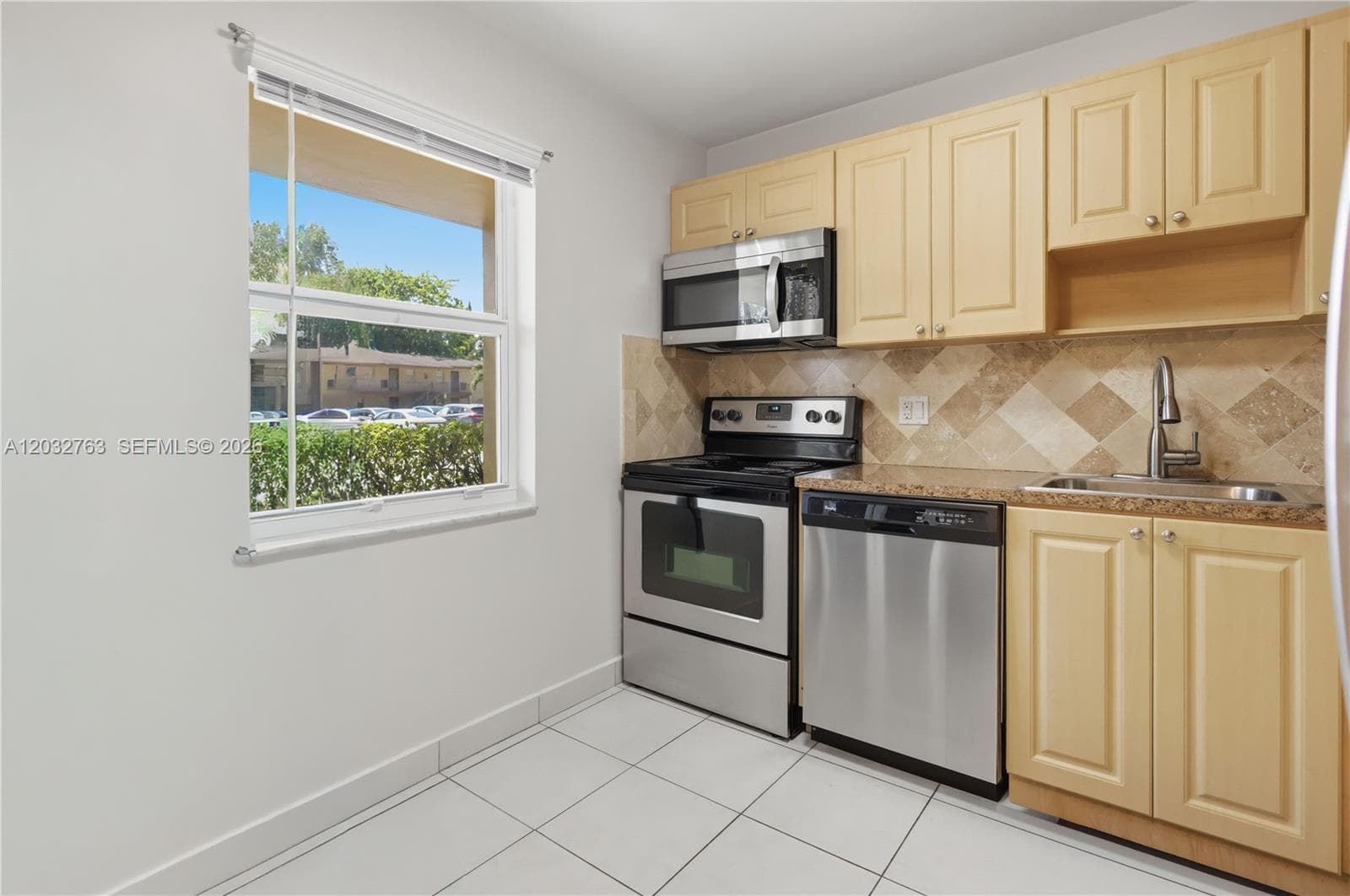 251 NW 76th Ave # 106, Margate, FL 33063 photo 3