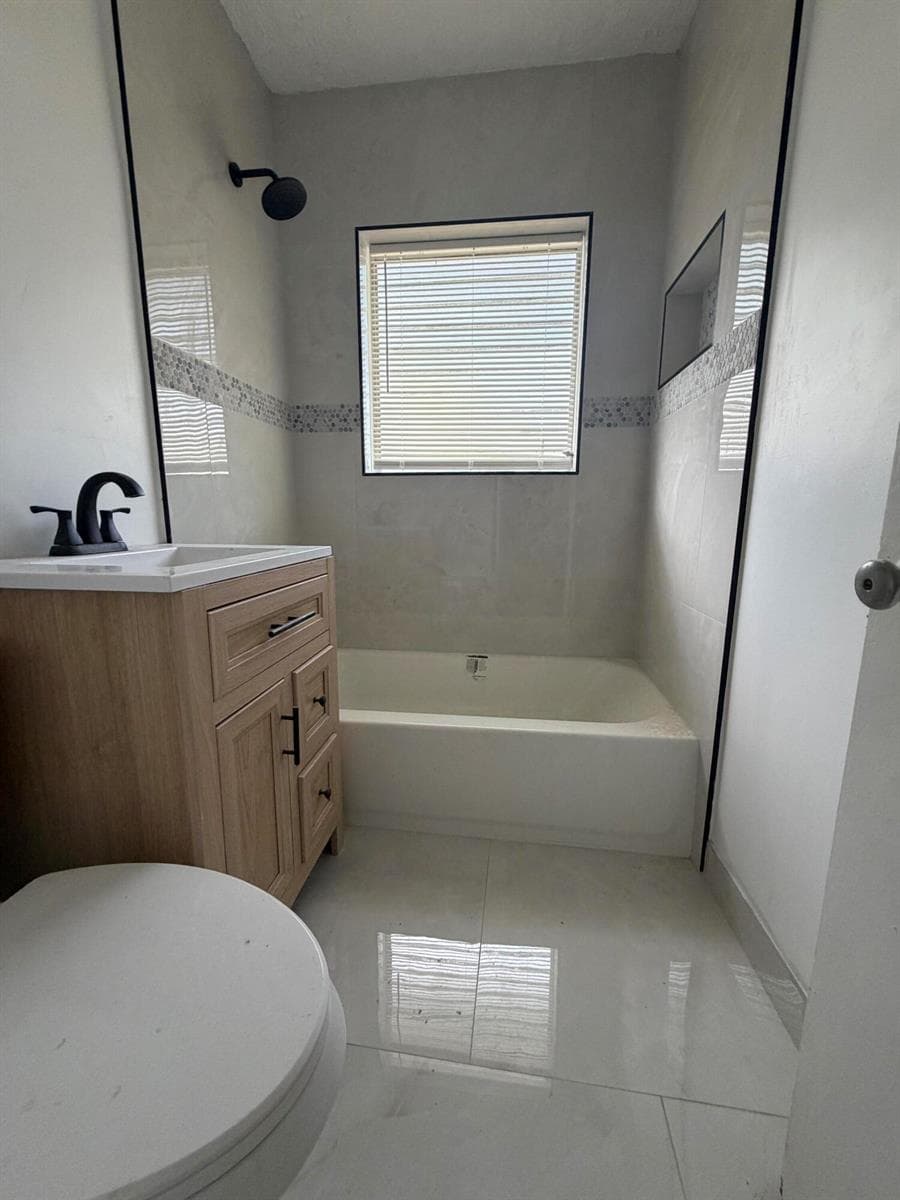 1437 NW 10th Place, Fort Lauderdale, FL 33311 photo 5