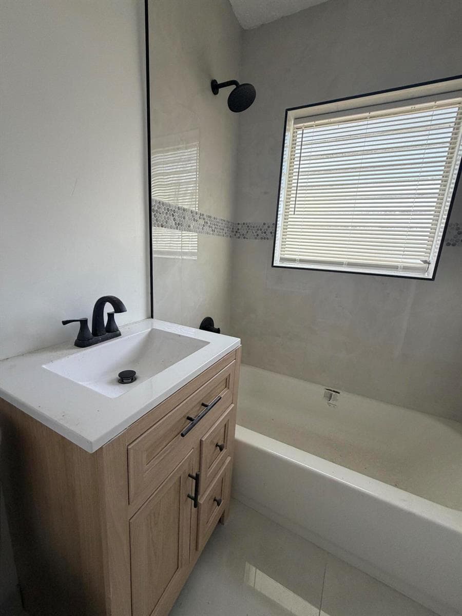 1437 NW 10th Place, Fort Lauderdale, FL 33311 photo 4