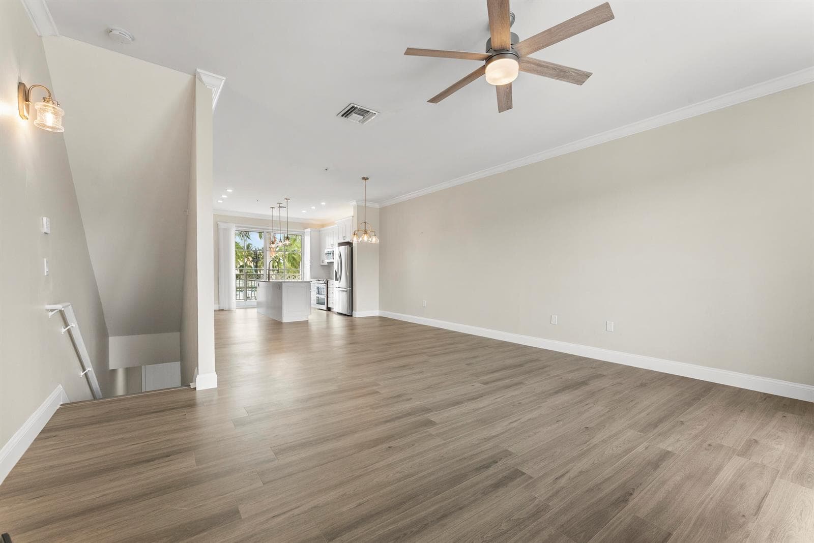 643 Casa Loma Boulevard, Boynton Beach, FL 33435 photo 5