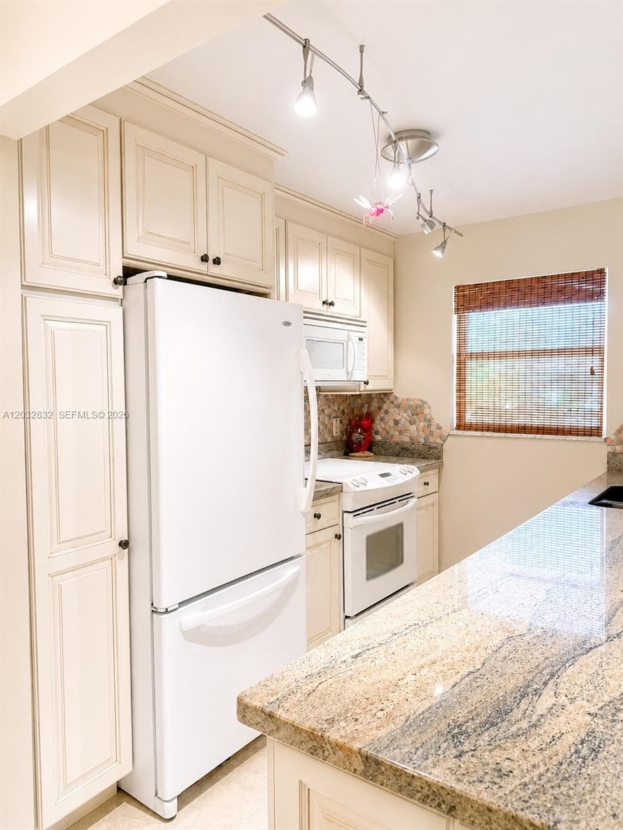 1042 North Dr # A, Delray Beach, FL 33445 photo 5