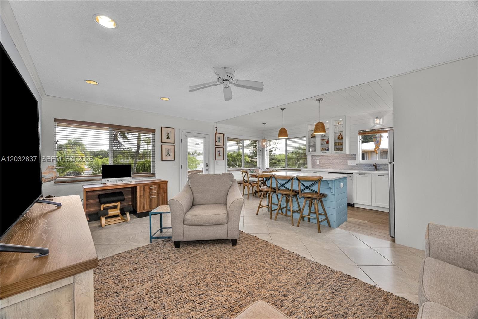 1050 SW 11th ST # #20L, Hallandale Beach, FL 33009 photo 3