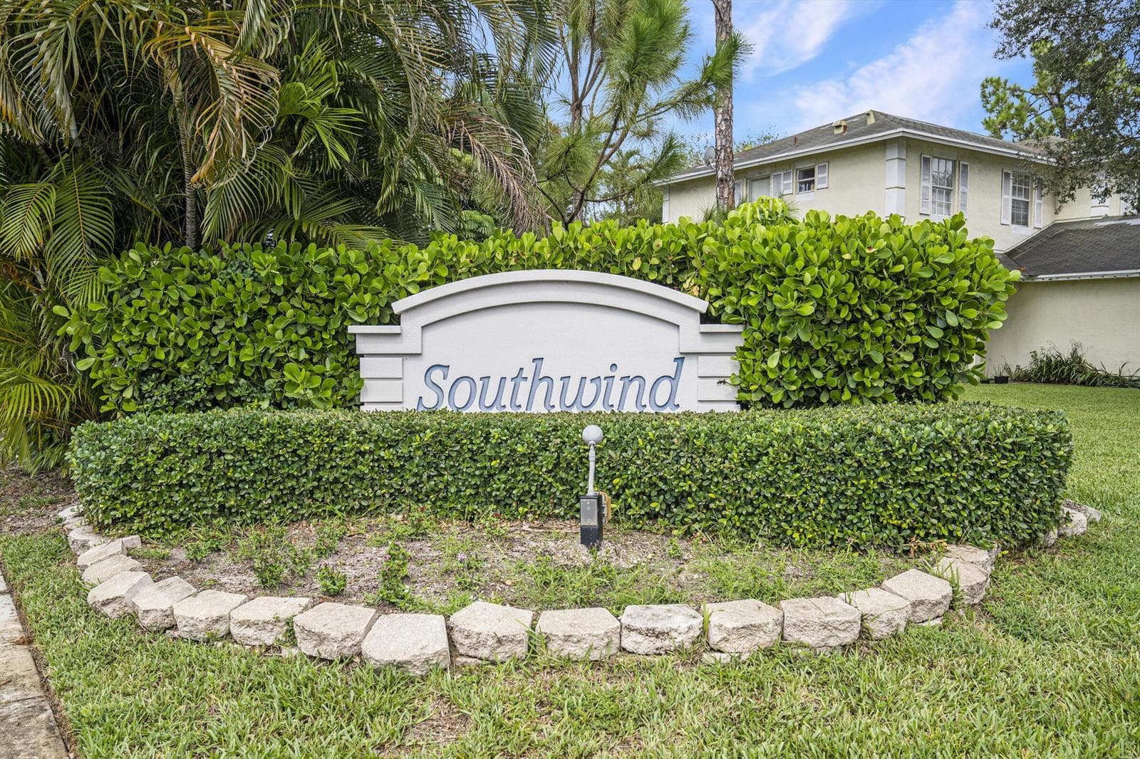 130 Baldwin Boulevard, FL 33463 photo 3