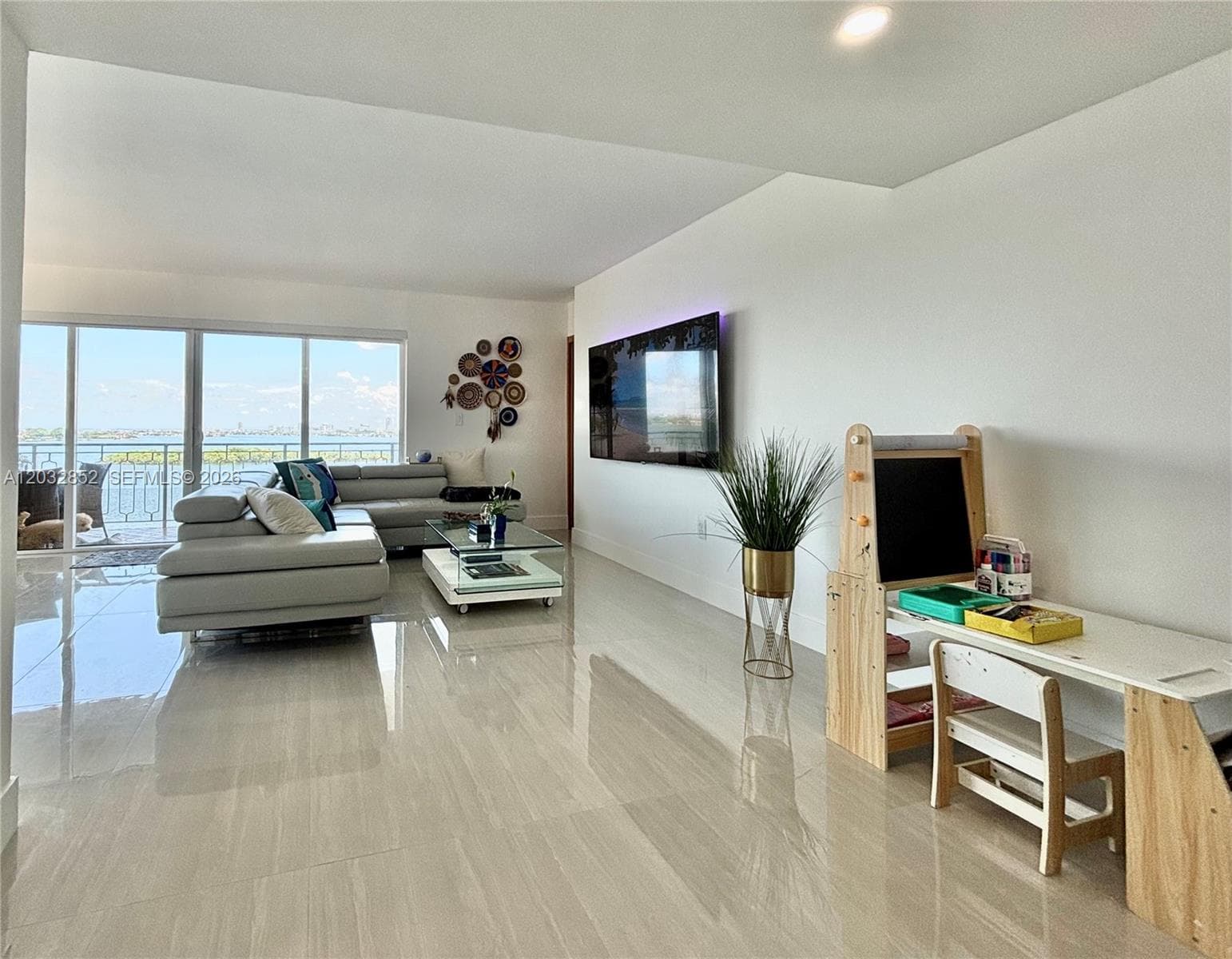 11111 NE Biscayne Blvd # 16A, Miami, FL 33181 photo 4