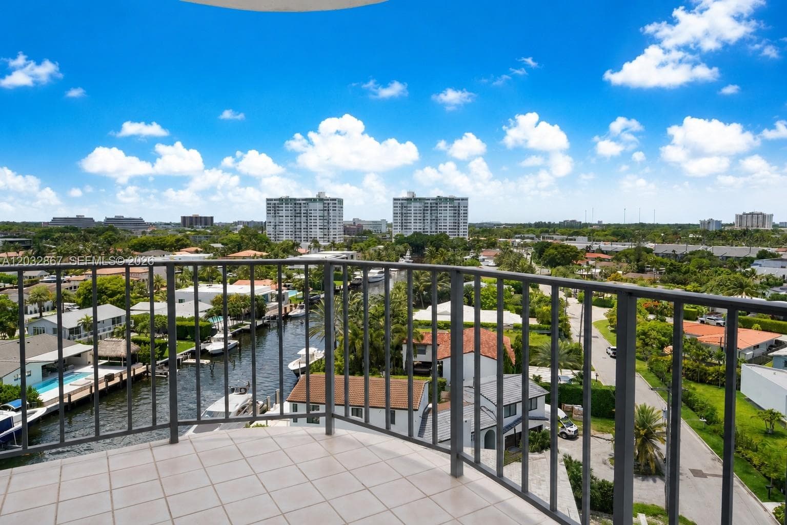 11930 N Bayshore Dr # 909, North Miami, FL 33181 photo 3