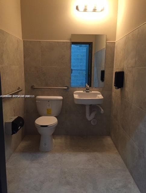 2188 NW 26th Ave, Miami, FL 33142 photo 3