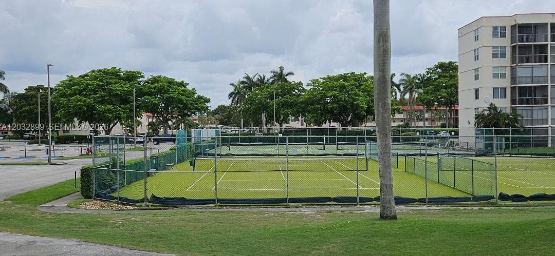 9823 S Hollybrook Lake Dr # 310, Pembroke Pines, FL 33025 photo 4
