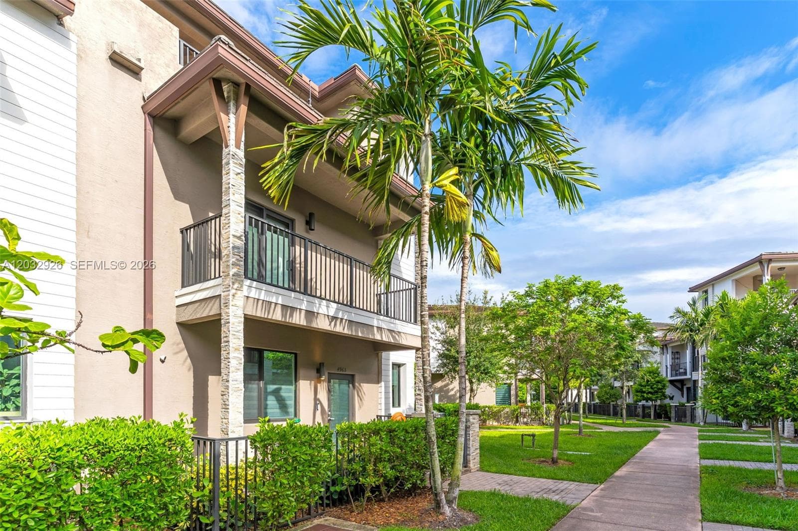 4963 NW 83rd Path # 4963, Doral, FL 33166 photo 3
