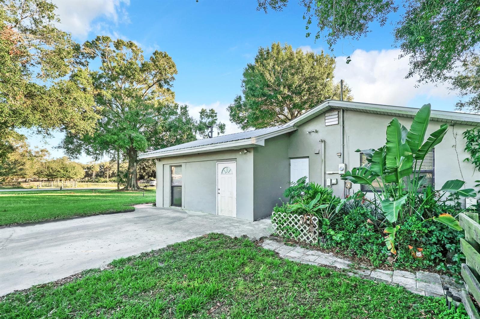 1031 SW 24th Avenue, Okeechobee, FL 34974 photo 3