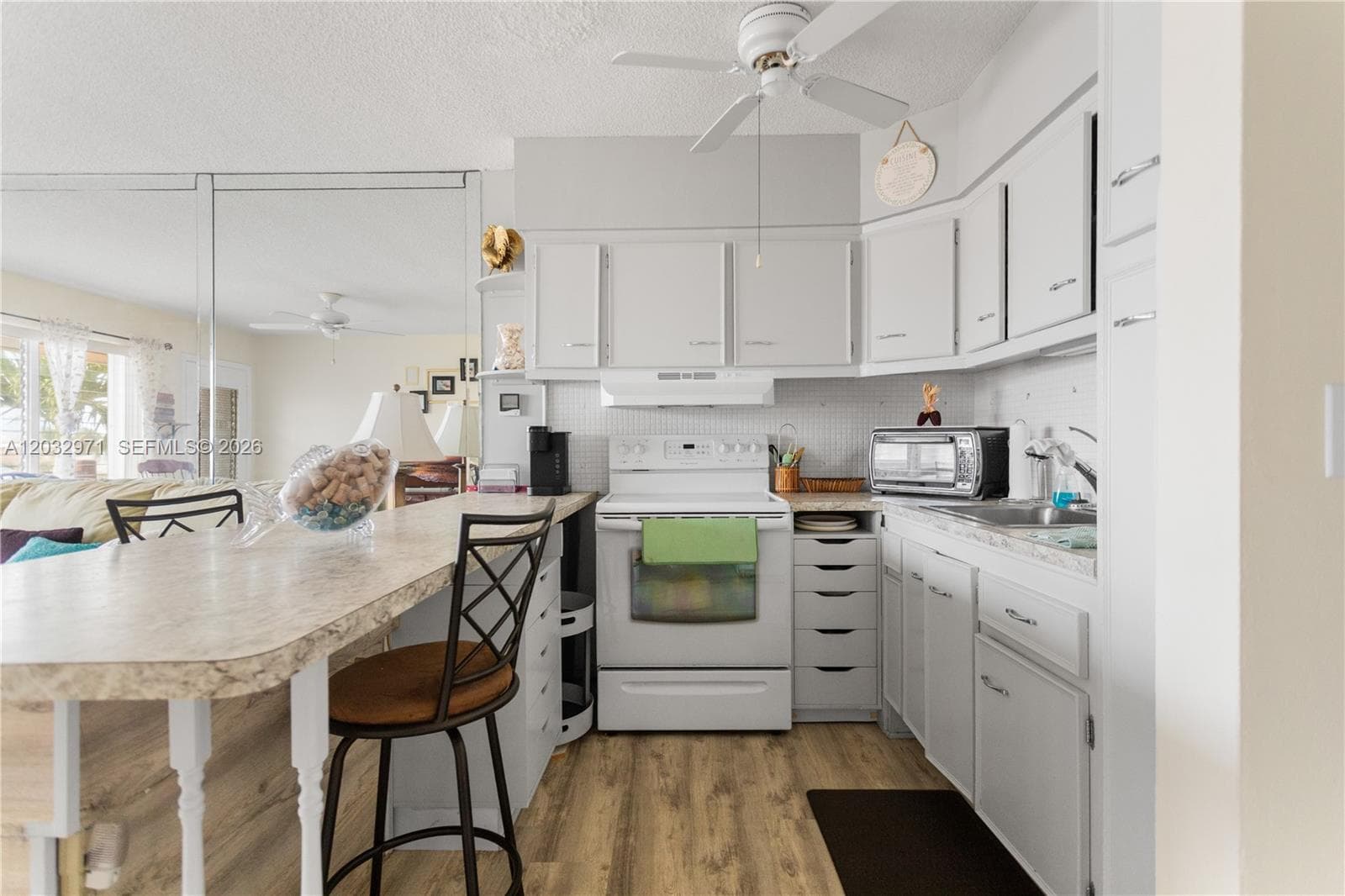 725 SW 11th Ave # 12, Hallandale Beach, FL 33009 photo 5