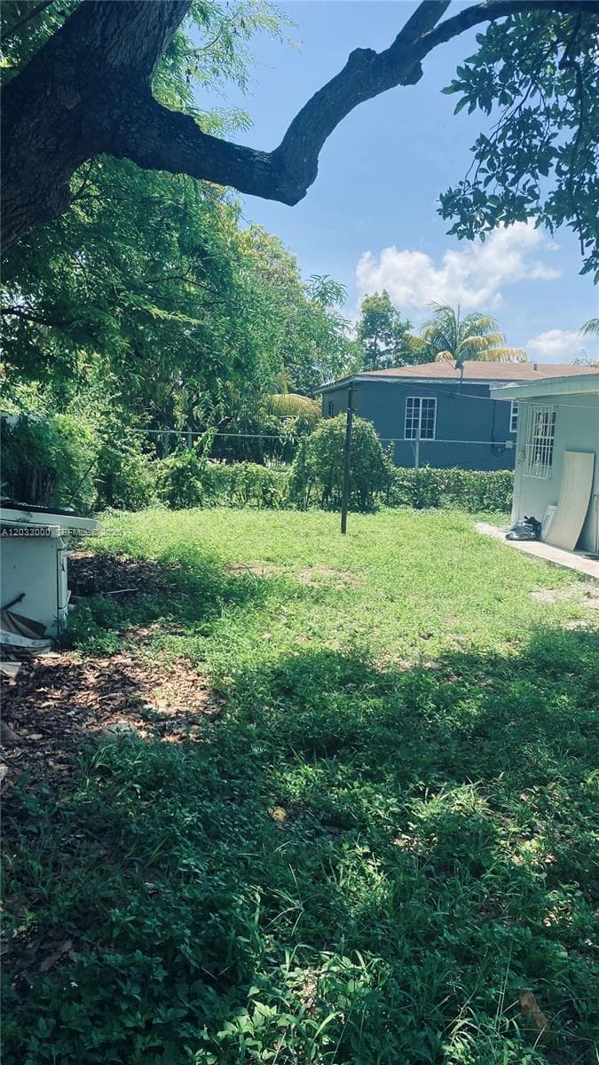 1120 NW 147th St # 0, Miami, FL 33168 photo 2