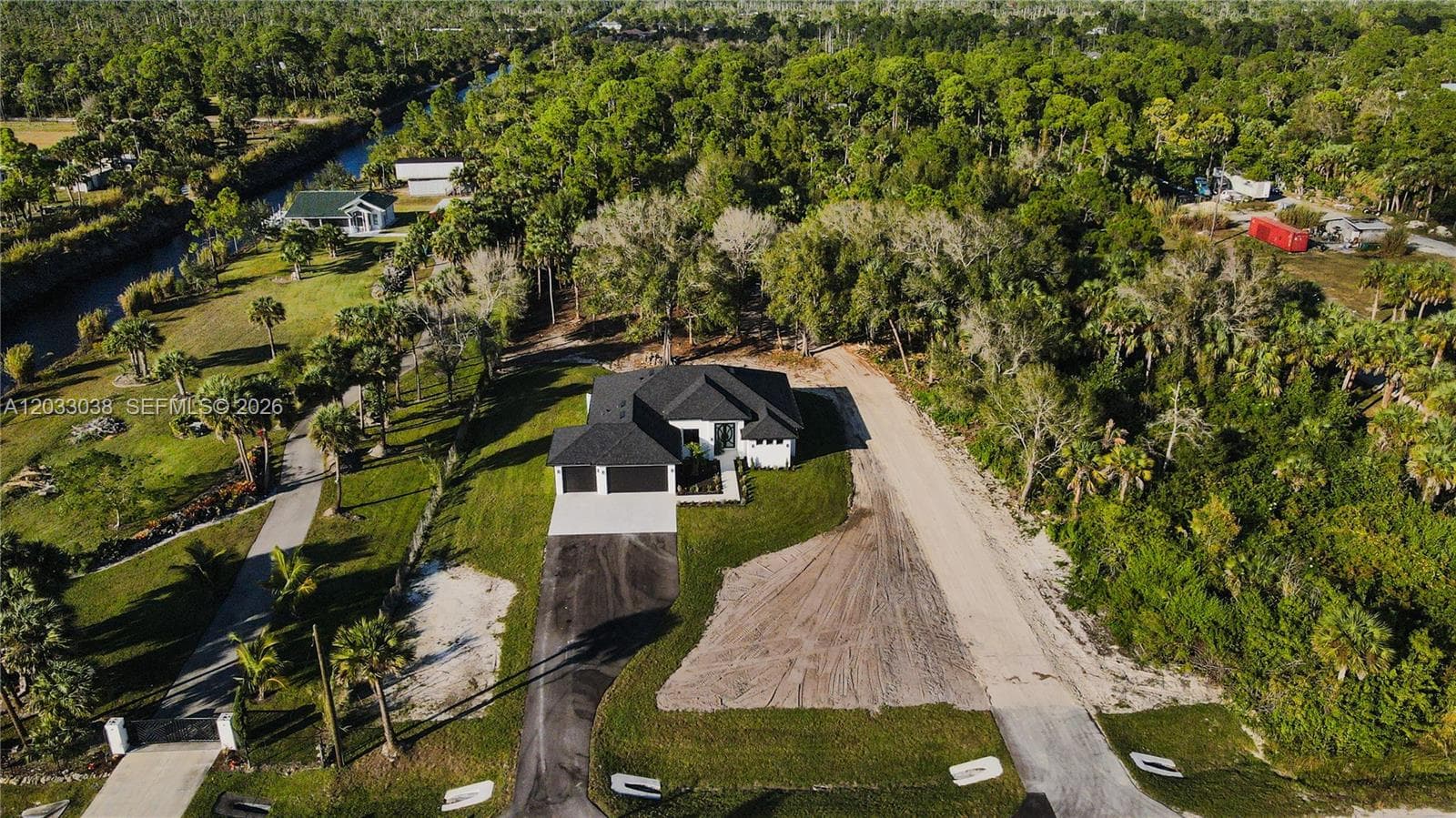 2565 28th Ave Se, Naples, FL 34117 photo 5