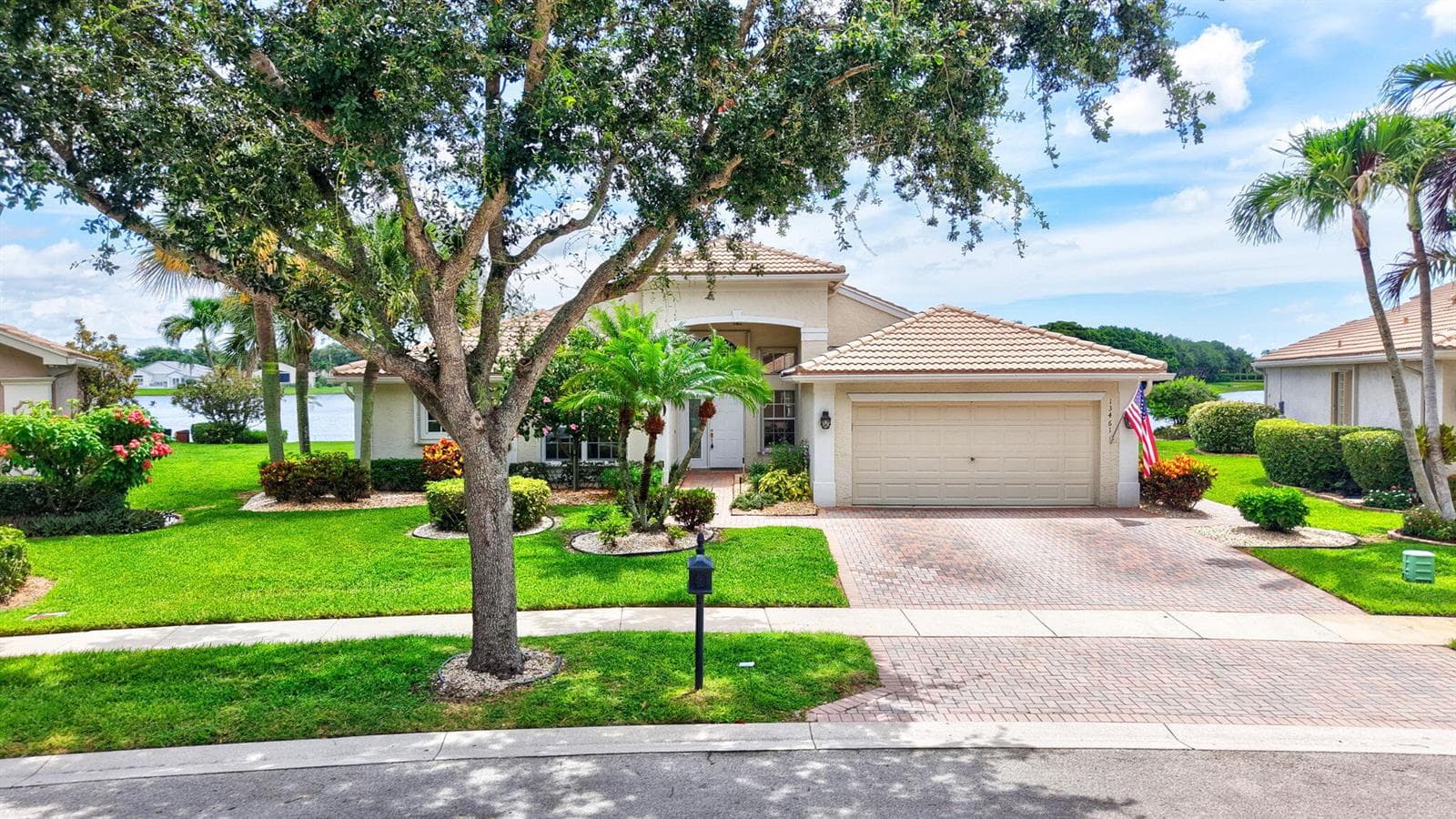 13461 Barcelona Lake Circle, Delray Beach, FL 33446 photo 2