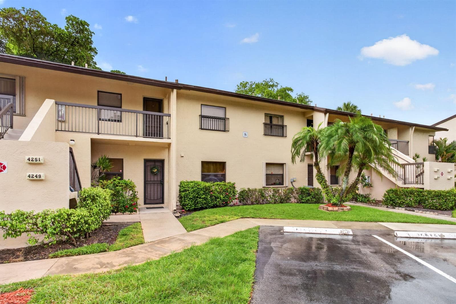 4251 Carambola Circle S, Coconut Creek, FL 33066 photo 2