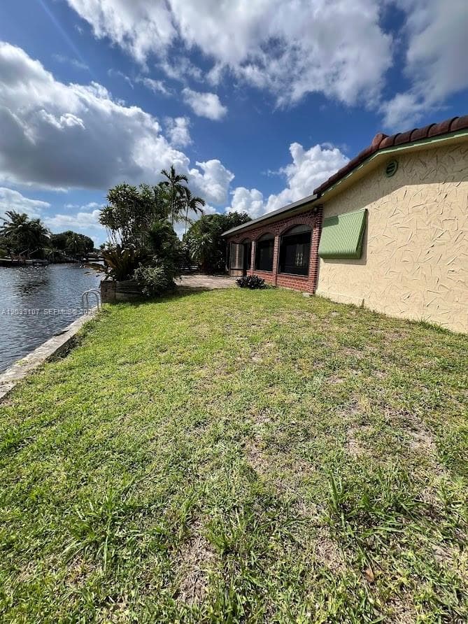 1881 NW 36th St, Oakland Park, FL 33309 photo 4