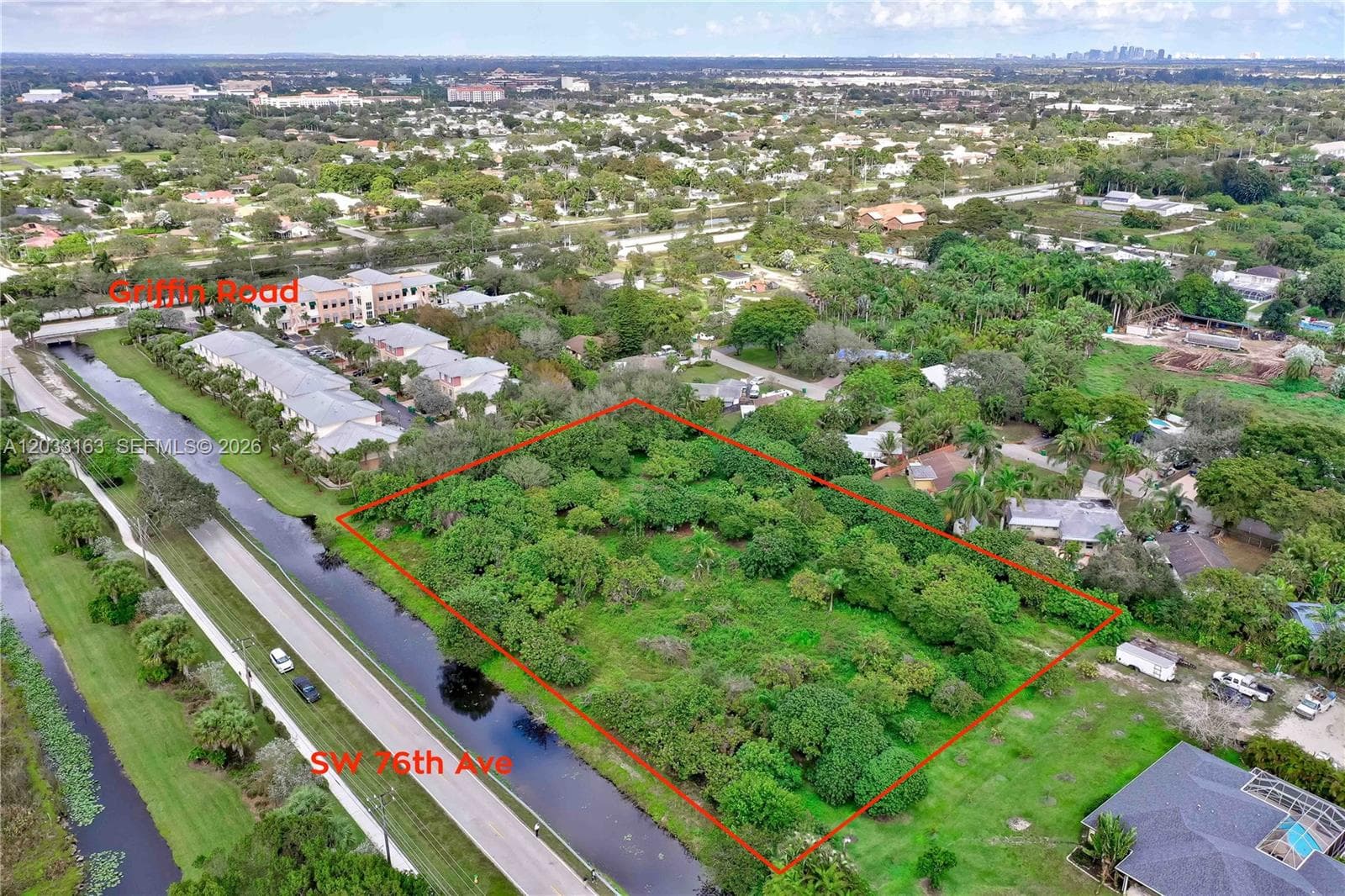 76 SW Ave, Davie, FL 33314 photo 4