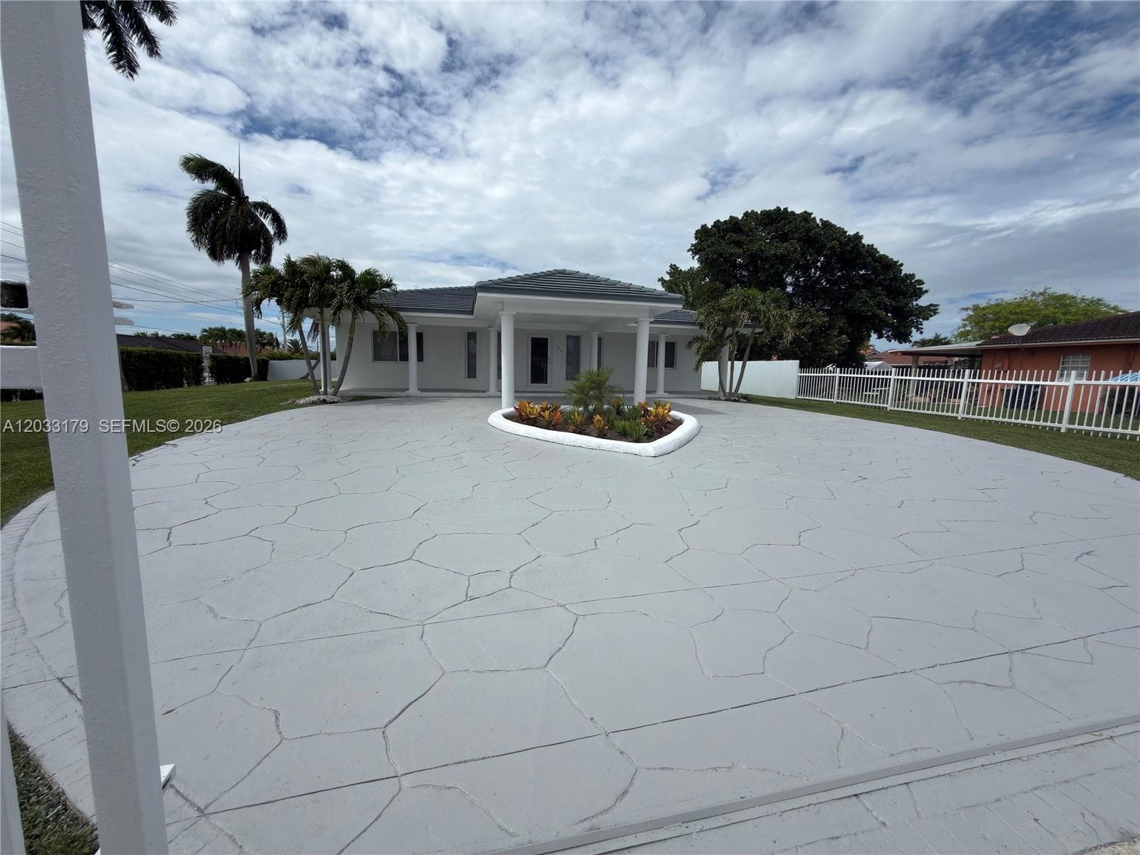 13895 SW 22nd St, Miami, FL 33175 photo 2