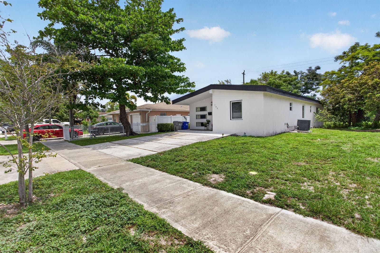 700 NW 17th Terrace, Pompano Beach, FL 33069 photo 3