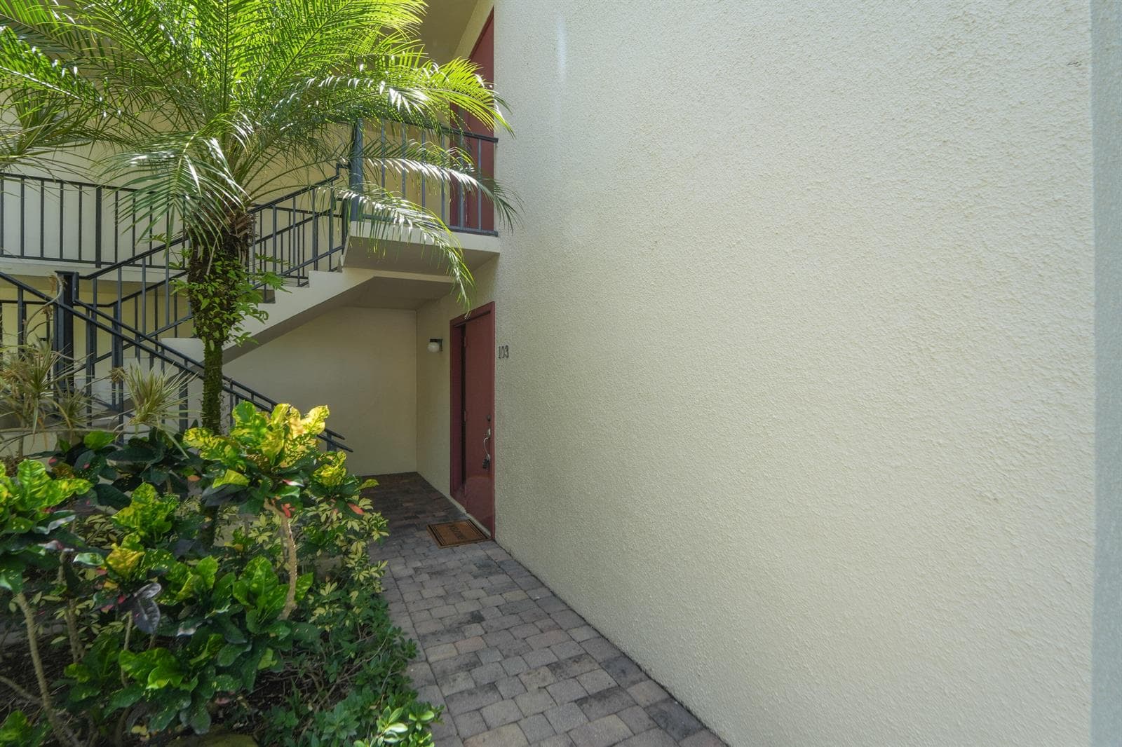 1700 Presidential Way # 103, West Palm Beach, FL 33401 photo 2