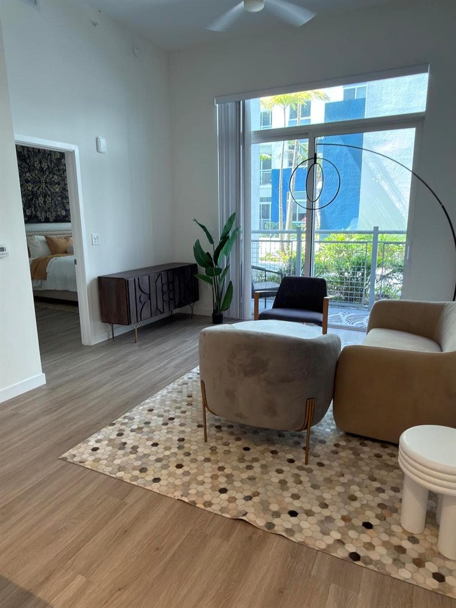 1710 N Congress Avenue, West Palm Beach, FL 33409 photo 2