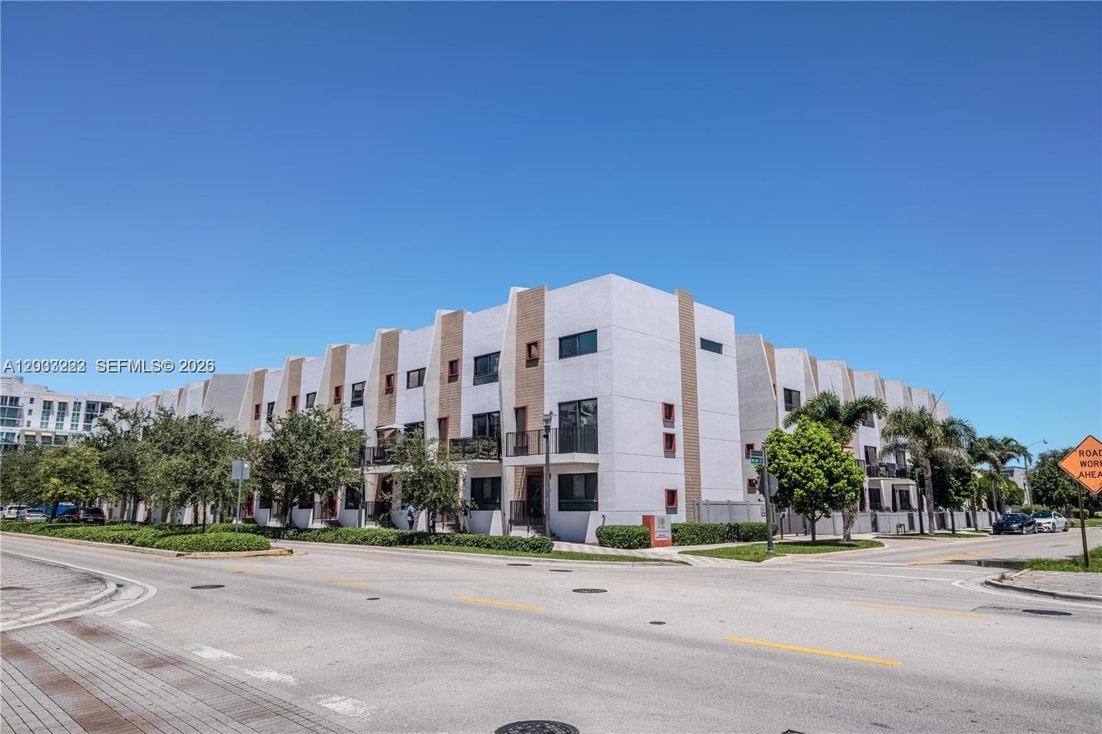 113 NE 6 # 2117, Fort Lauderdale, FL 33304 photo 3