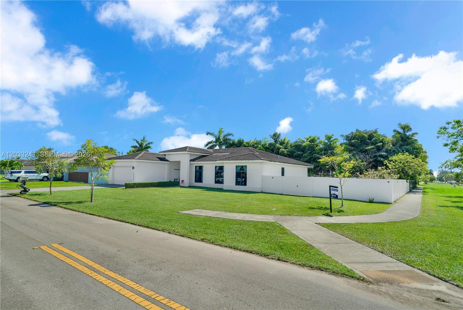 32008 SW 199th Pl, Homestead, FL 33030 photo 3