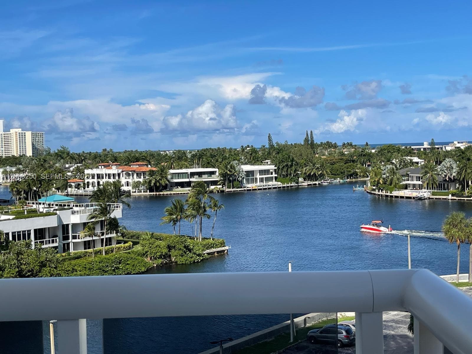 20505 E Country Club Dr # 734, Aventura, FL 33180 photo 2