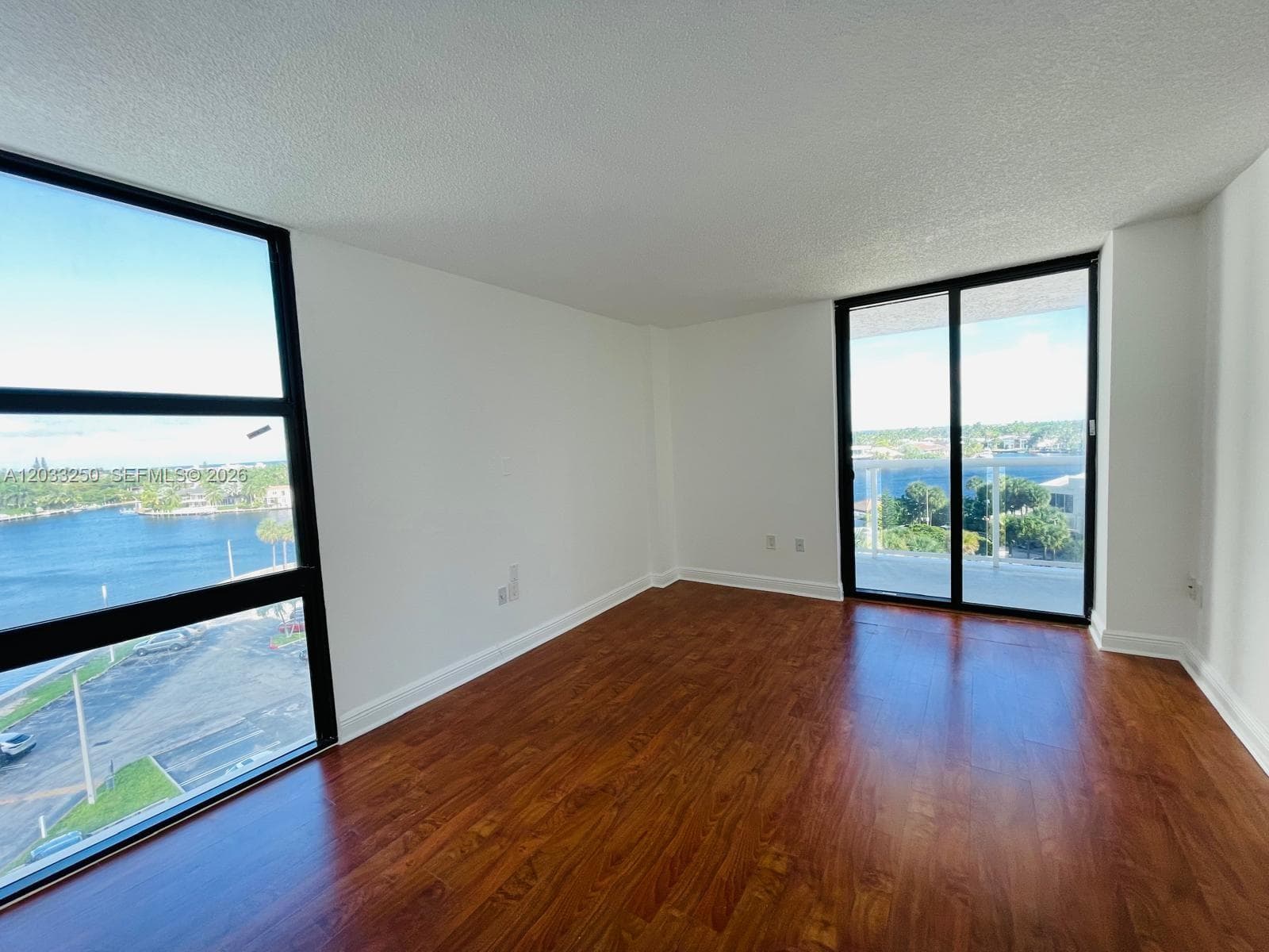 20505 E Country Club Dr # 734, Aventura, FL 33180 photo 5