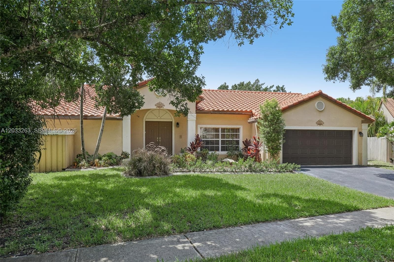 13100 NW 11th Dr, Sunrise, FL 33323 photo 2