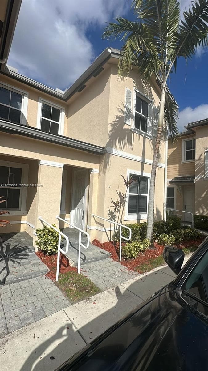 2819 SE 1st Dr # 9, Homestead, FL 33033 photo 3