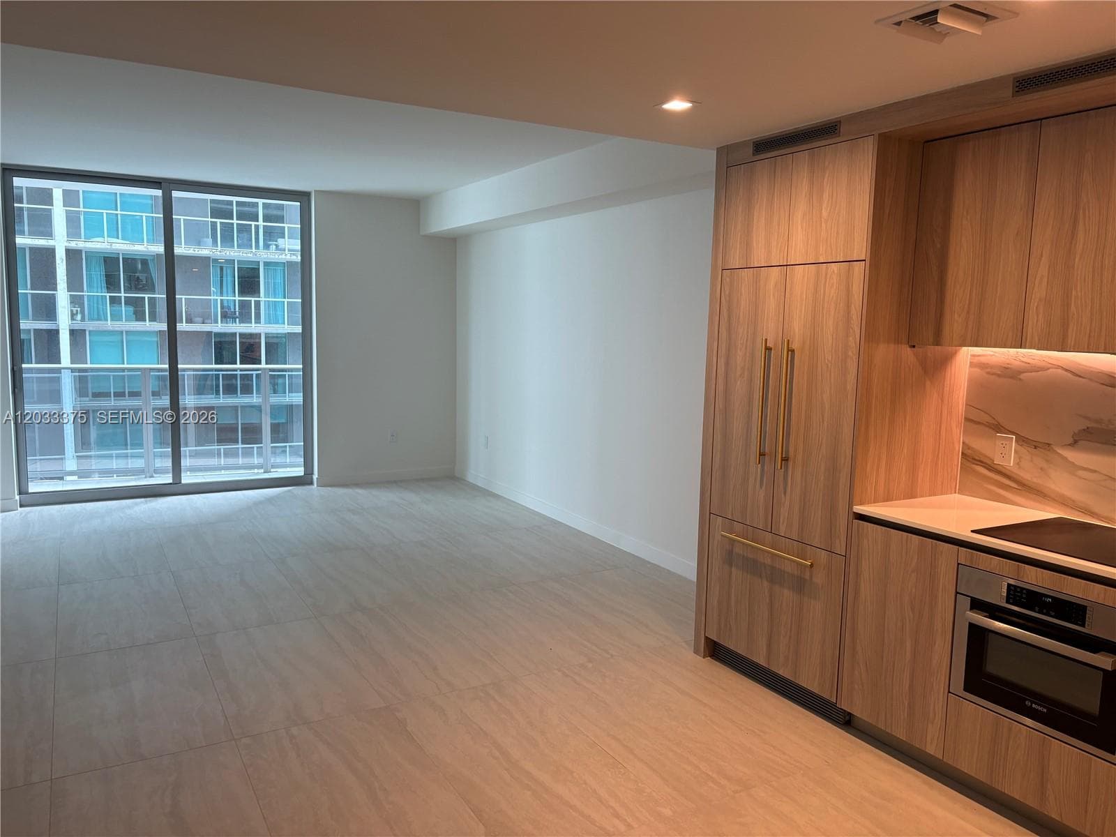 77 SE 5th Street # 2108, Miami, FL 33131 photo 3