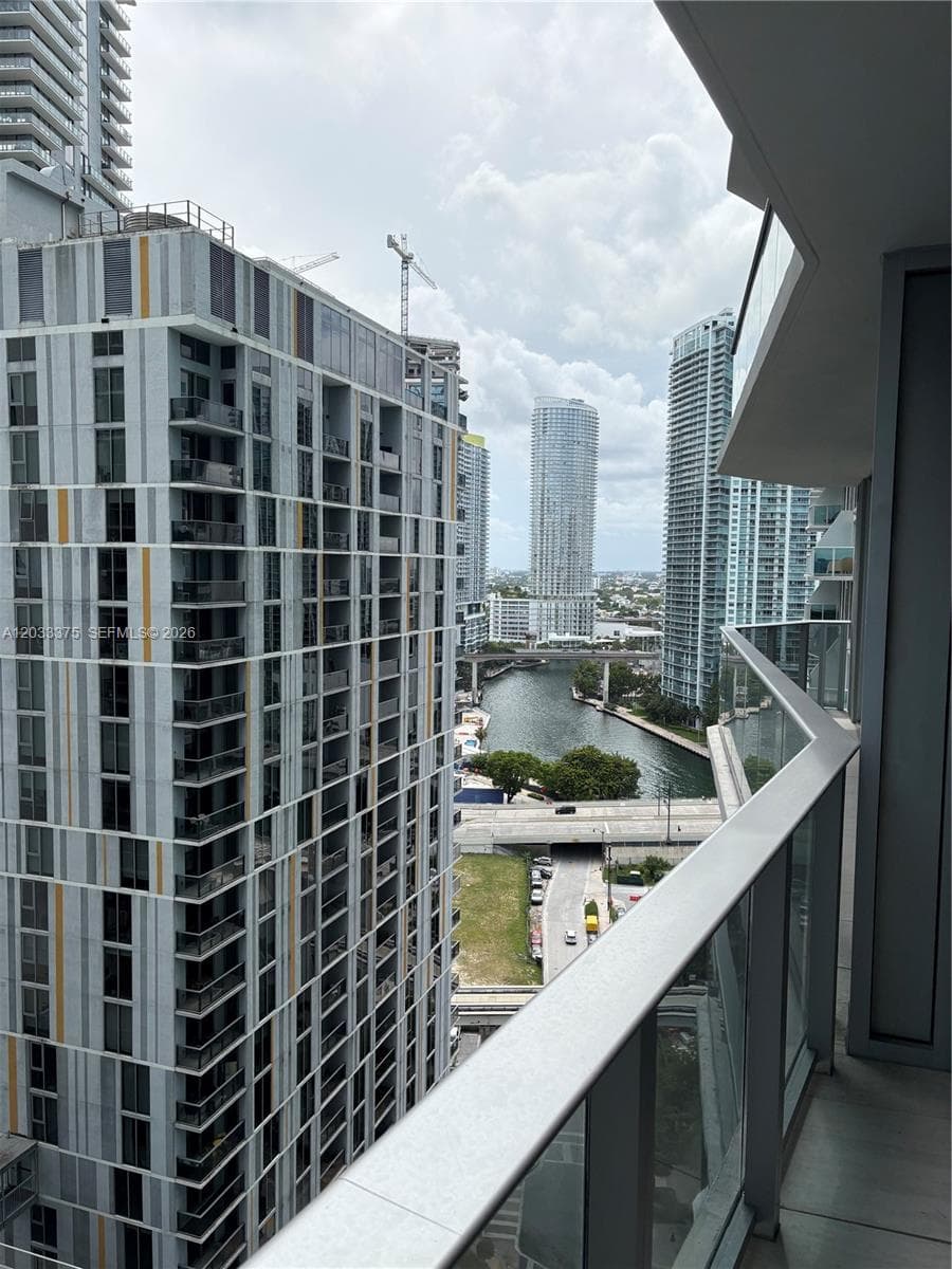 77 SE 5th Street # 2108, Miami, FL 33131 photo 5