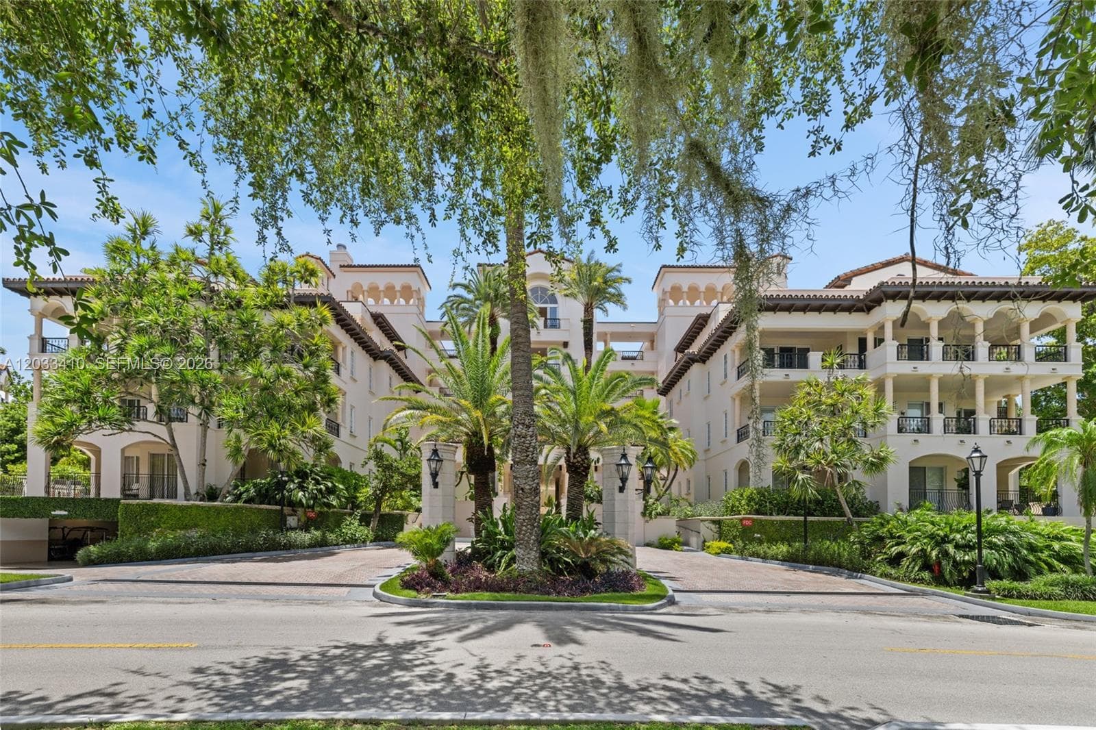 19122 Fisher Island Dr # 19122, Miami Beach, FL 33109 photo 2