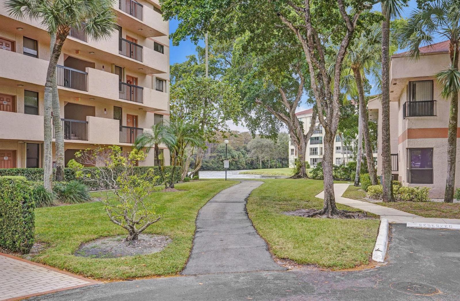 2768 Carambola Circle S # 301, Coconut Creek, FL 33066 photo 4