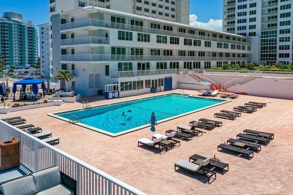 5401 Collins Ave # 513, Miami Beach, FL 33140 photo 5