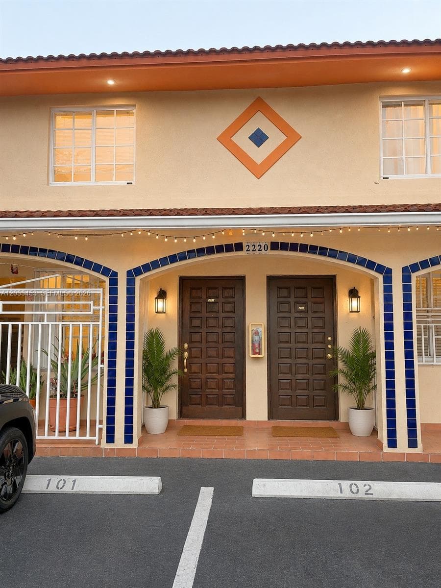 2220 W 74th St # 201-16, Hialeah, FL 33016 photo 2