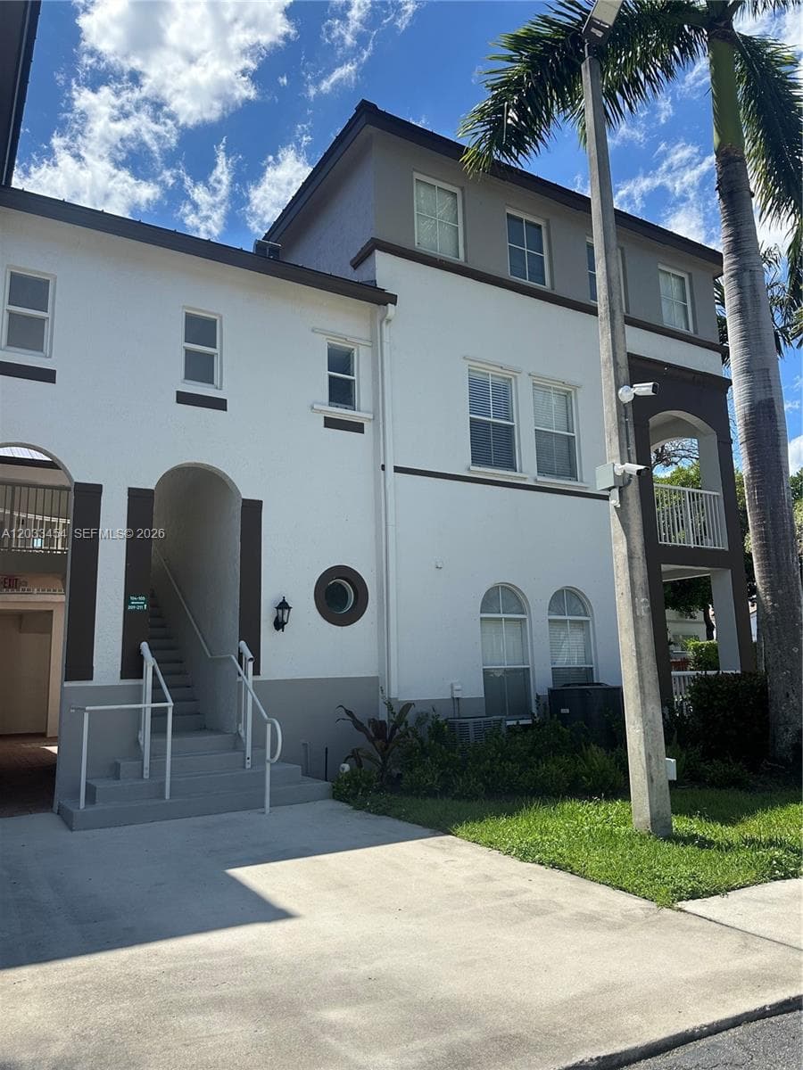 4311 SW 160th Ave # 105, Miramar, FL 33027 photo 2