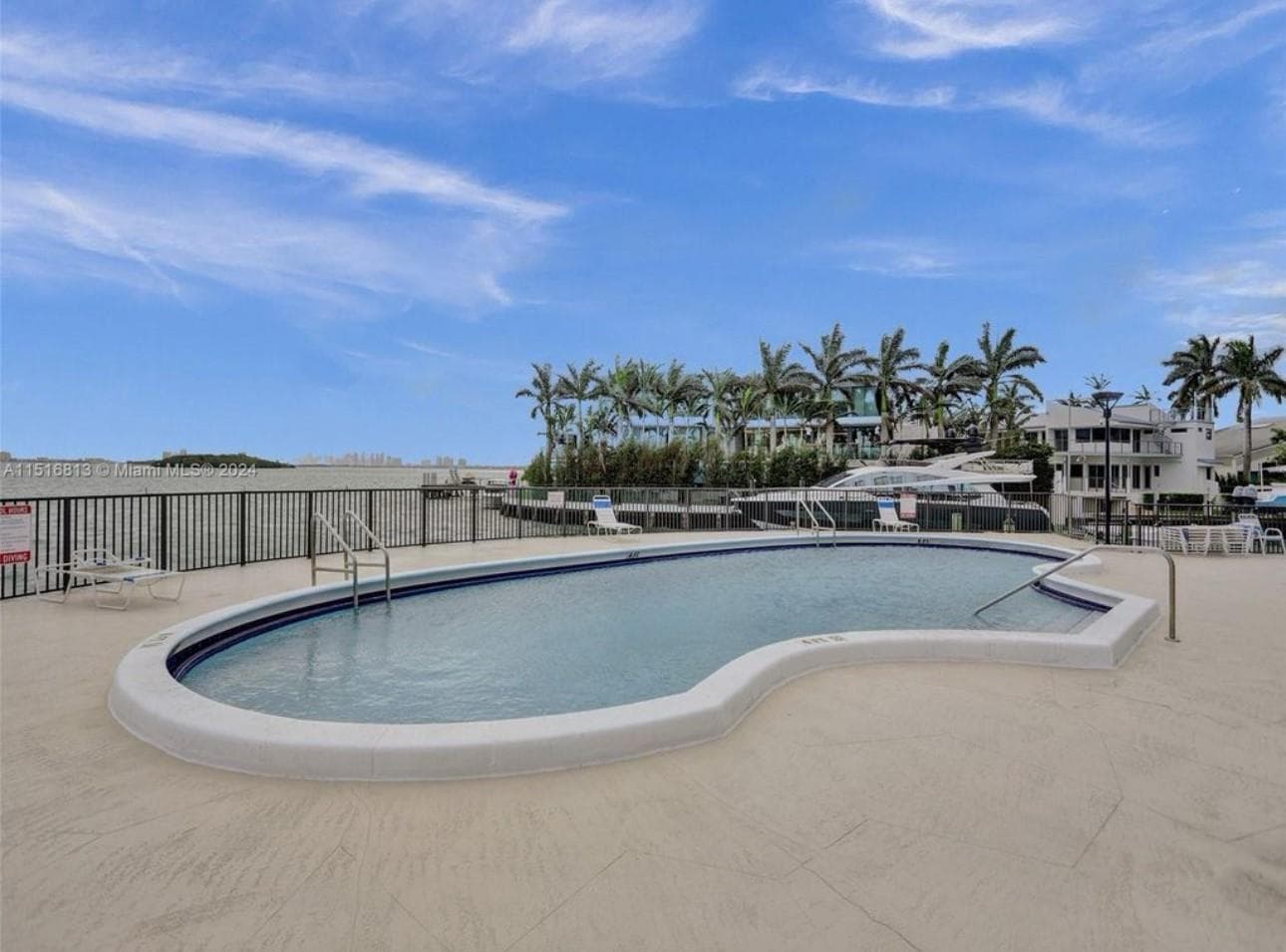 11930 N Bayshore Drive # 601, North Miami, FL 33181 photo 3