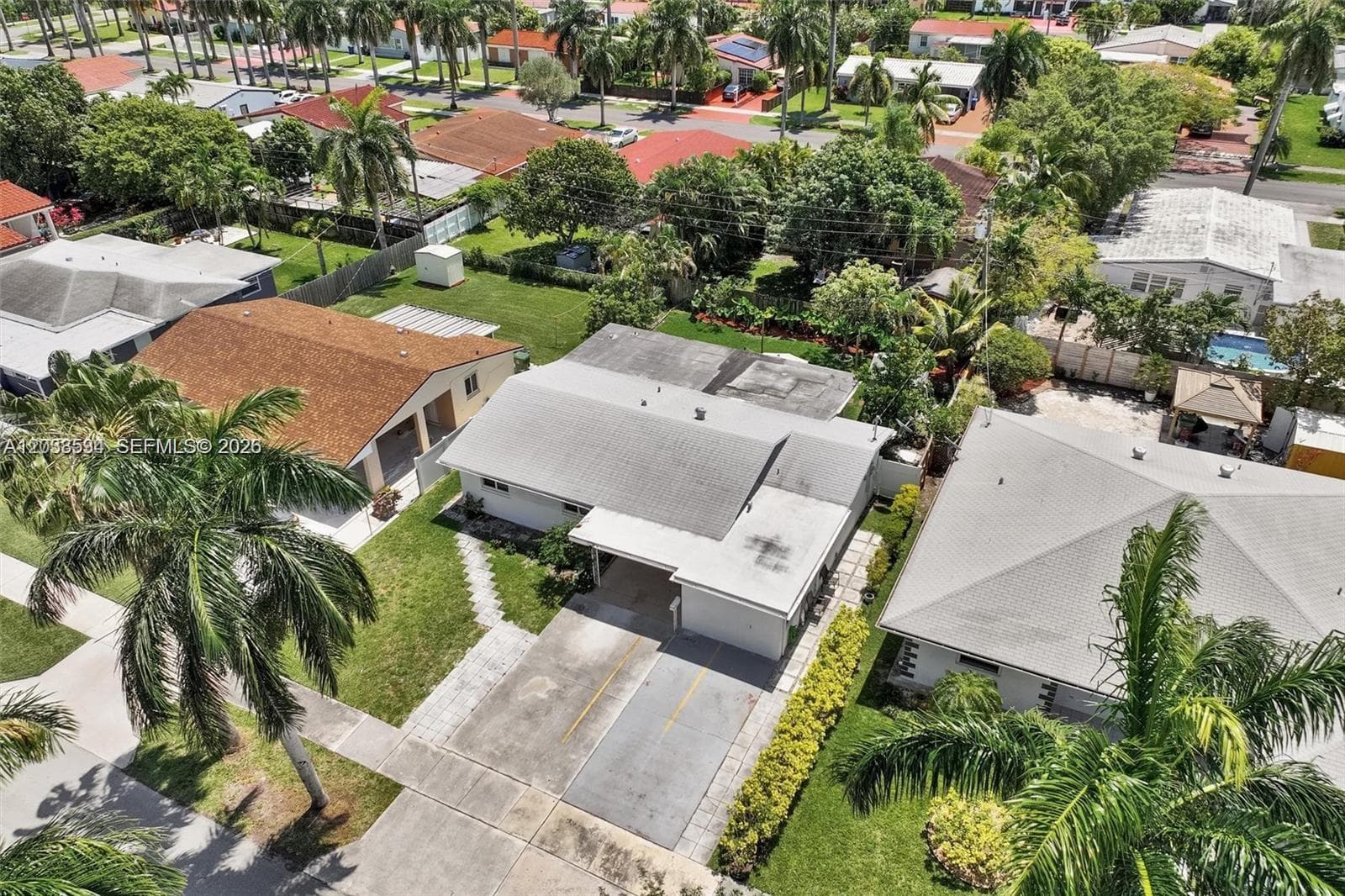 814 NE 4th St, Hallandale Beach, FL 33009 photo 5