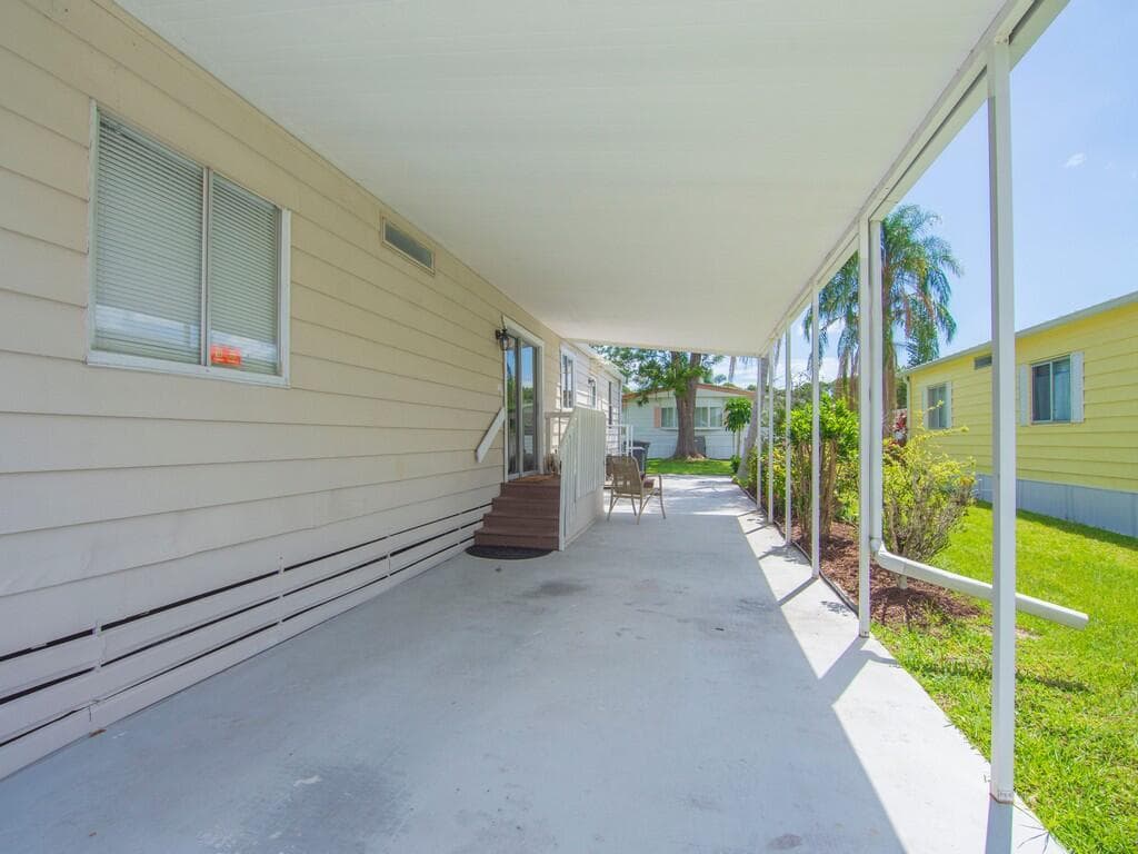 78 W Caribbean, Port St. Lucie, FL 34952 photo 3
