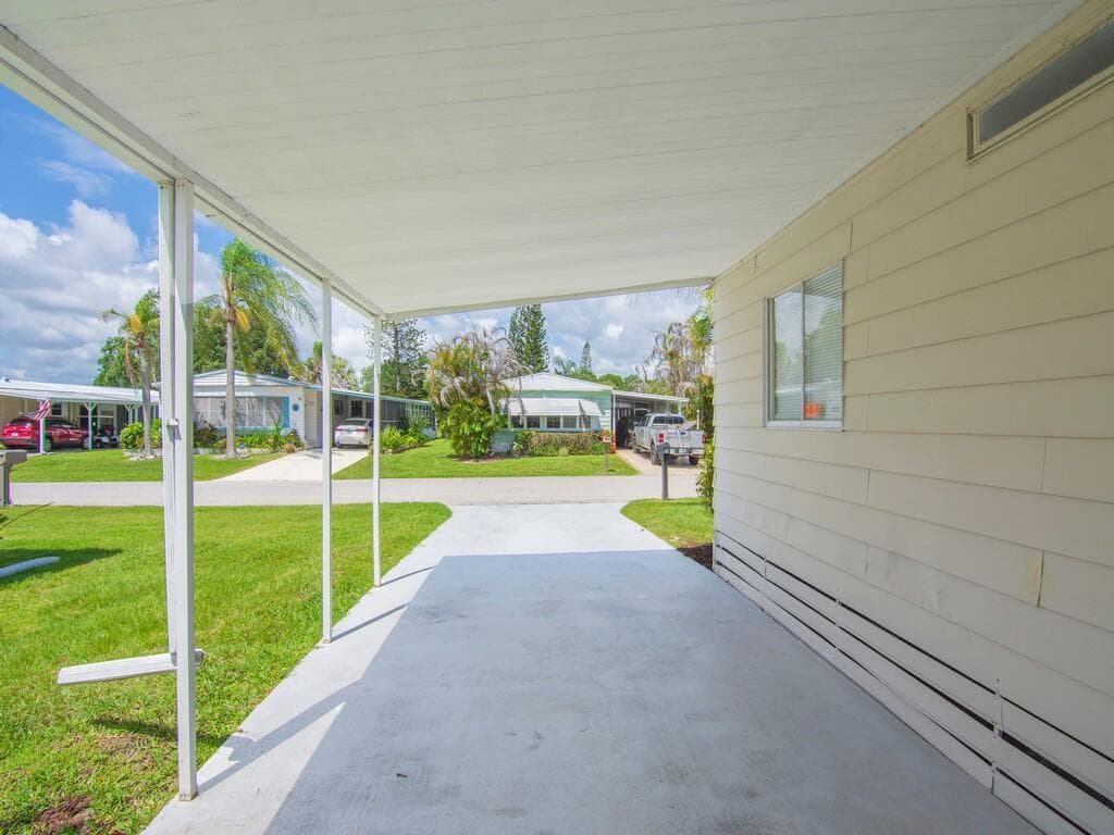 78 W Caribbean, Port St. Lucie, FL 34952 photo 5