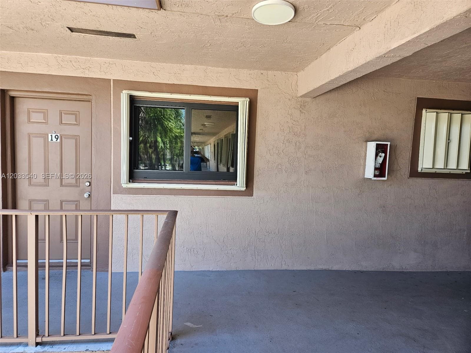 2348 W 56th St # 19, Hialeah, FL 33016 photo 2